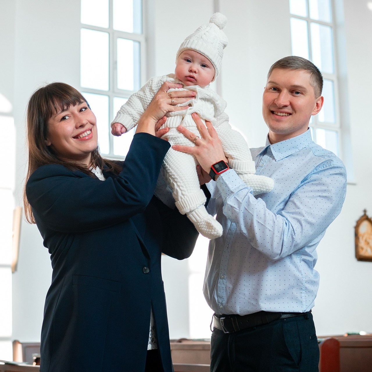 Отзывы. Семейный фотограф на выписку из роддома и крещение Минск Настя Гришук