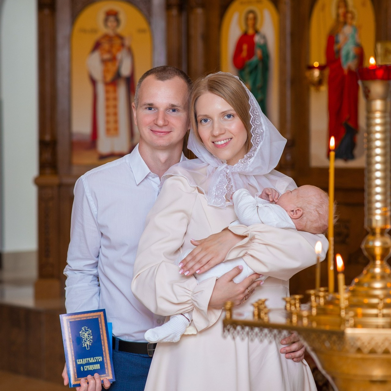 Отзывы. Семейный фотограф на выписку из роддома и крещение Минск Настя Гришук