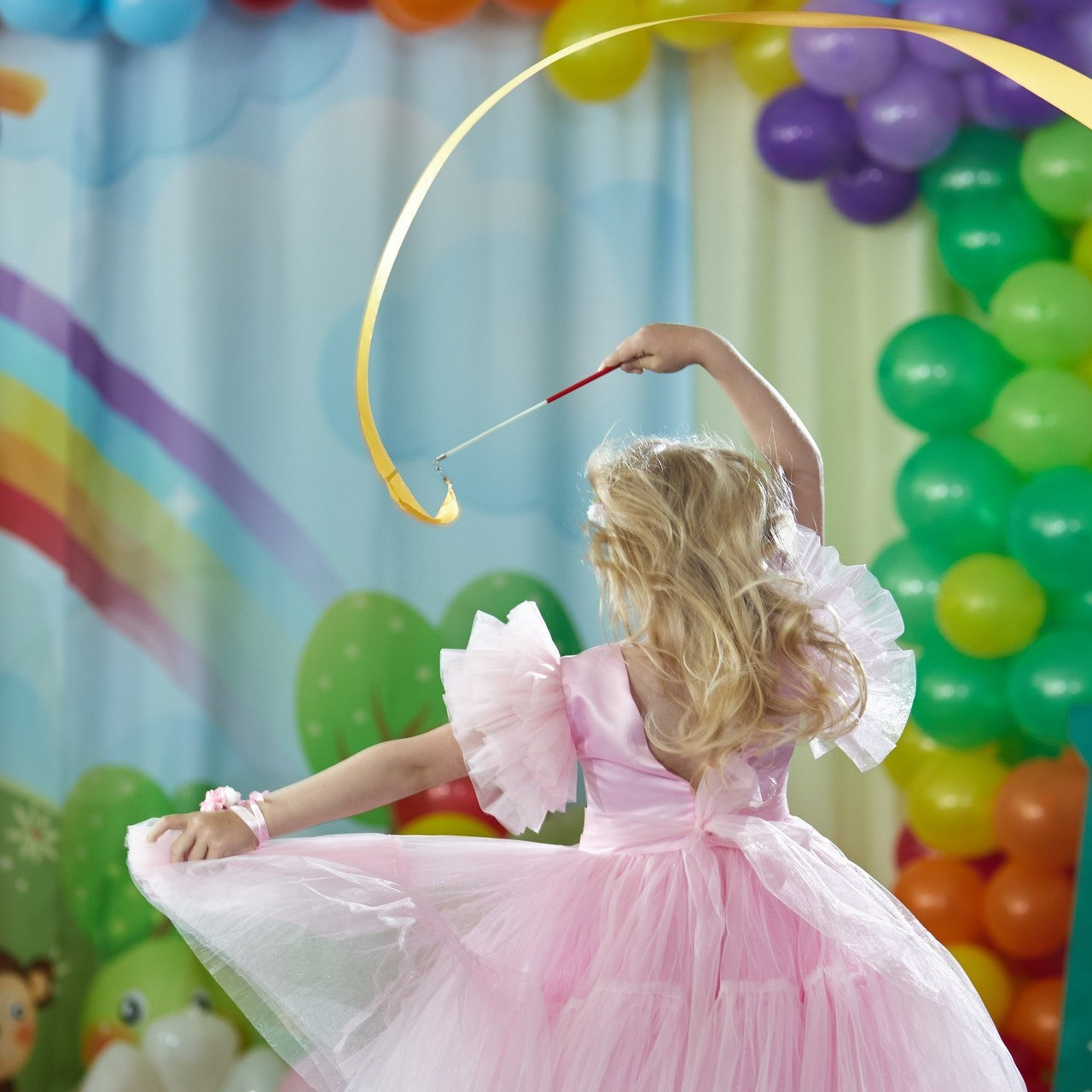 ФОТОГРАФ Омск Артём Руднев. Разножанровый Фотограф в Омске Артём Руднев