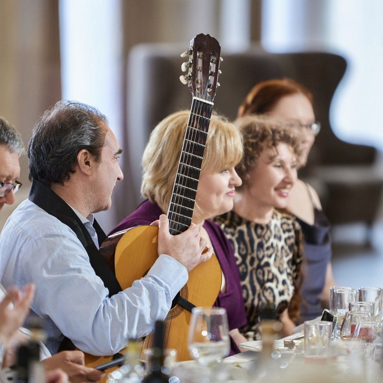 ФОТОГРАФ Омск Артём Руднев. Разножанровый Фотограф в Омске Артём Руднев