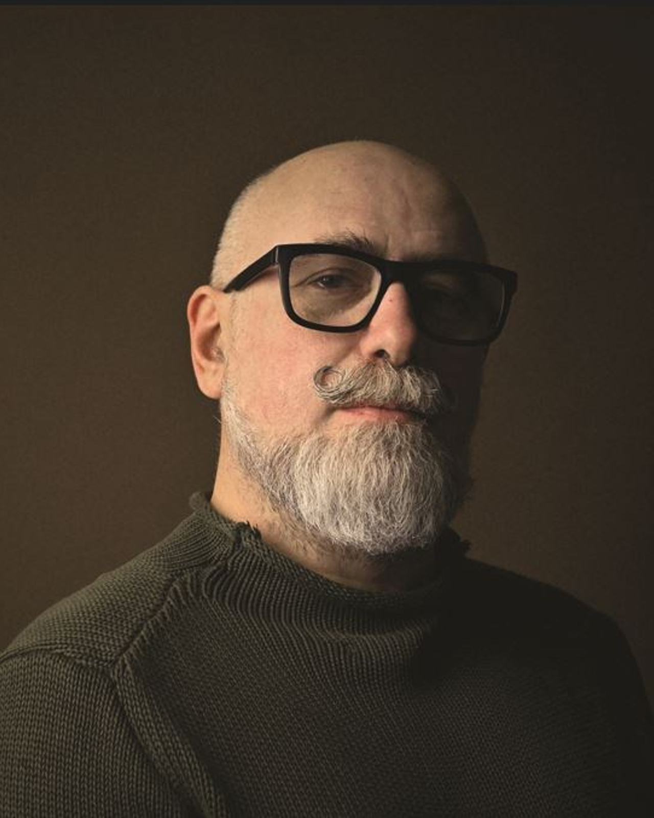 РУБЕН МОНАХОВ