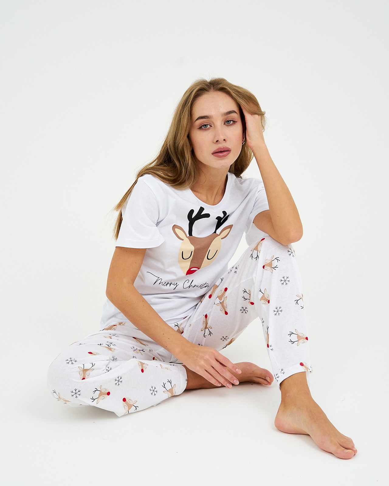 Женская съемка для маркетплейсов