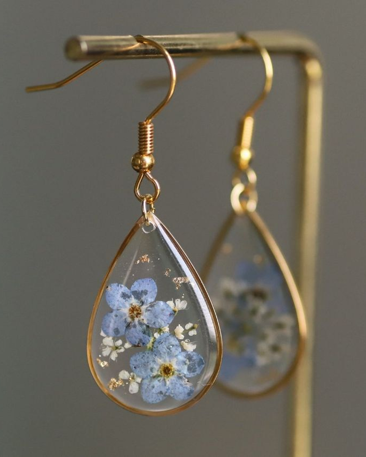 УКРАШЕНИЯ ИЗ ЭПОКСИДНОЙ СМОЛЫ