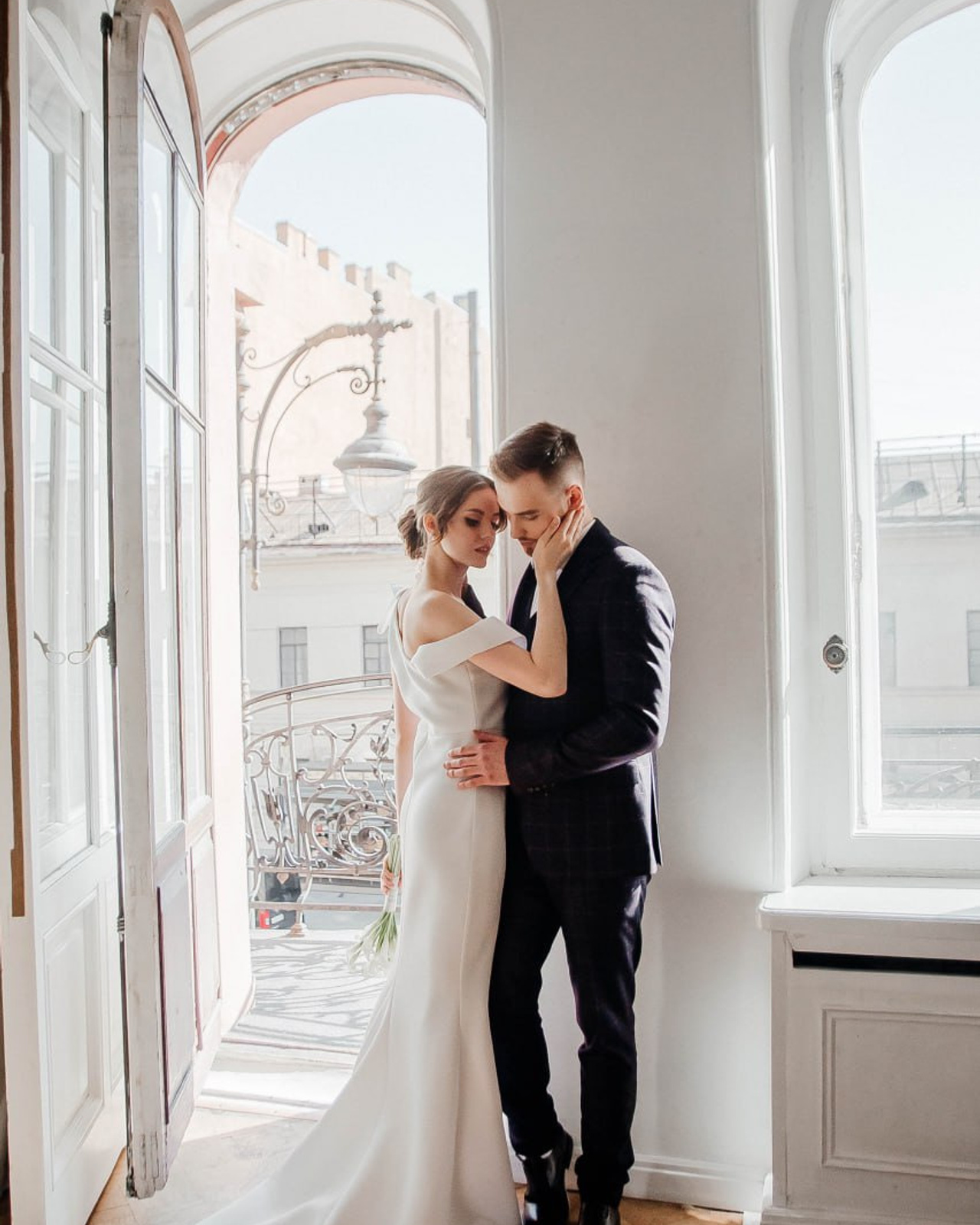 Свадебная фотосессия в студии — Диана и Кирилл