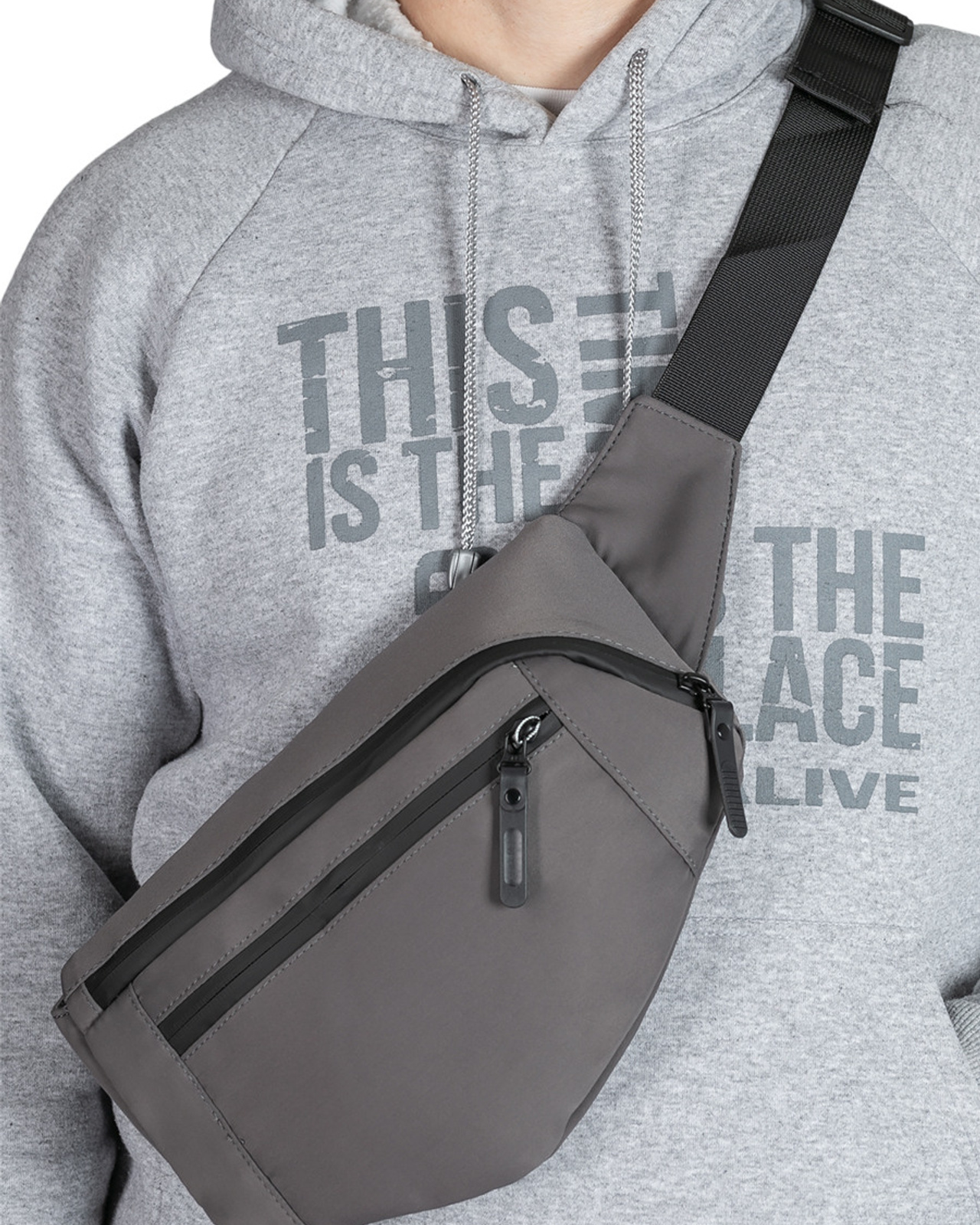 Сумки мужские поясные. С моделью и без. Фото сумок для маркетплейсов