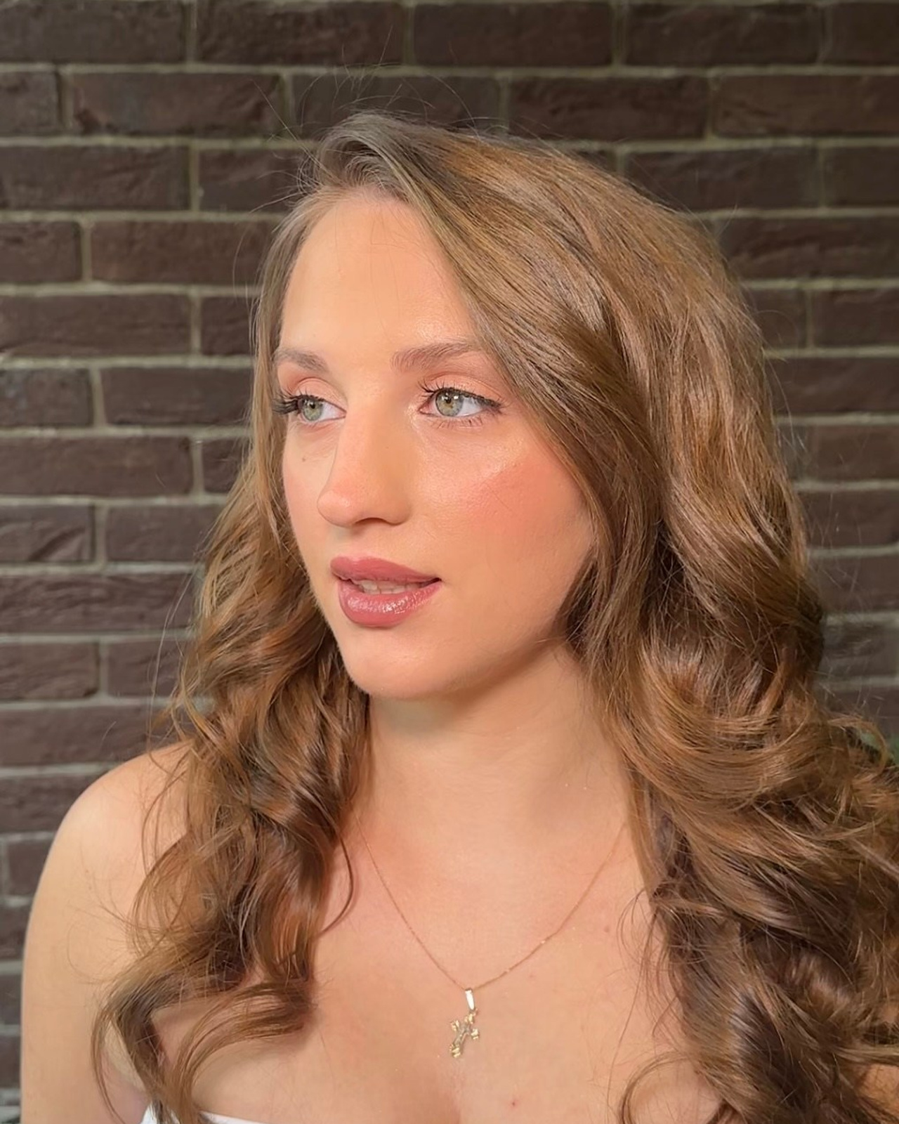 Образ (локоны/макияж)