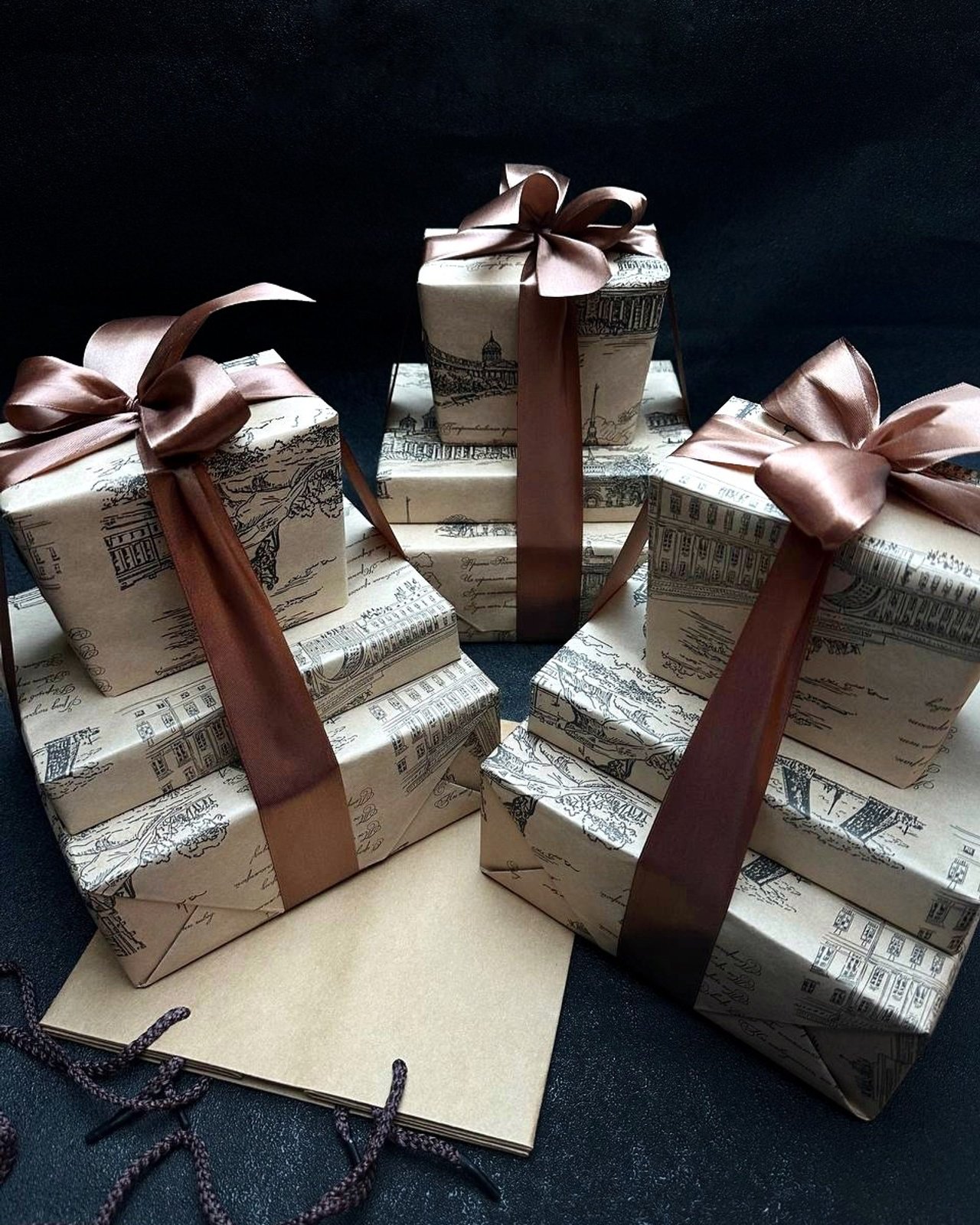 «Петербургскому учителю»