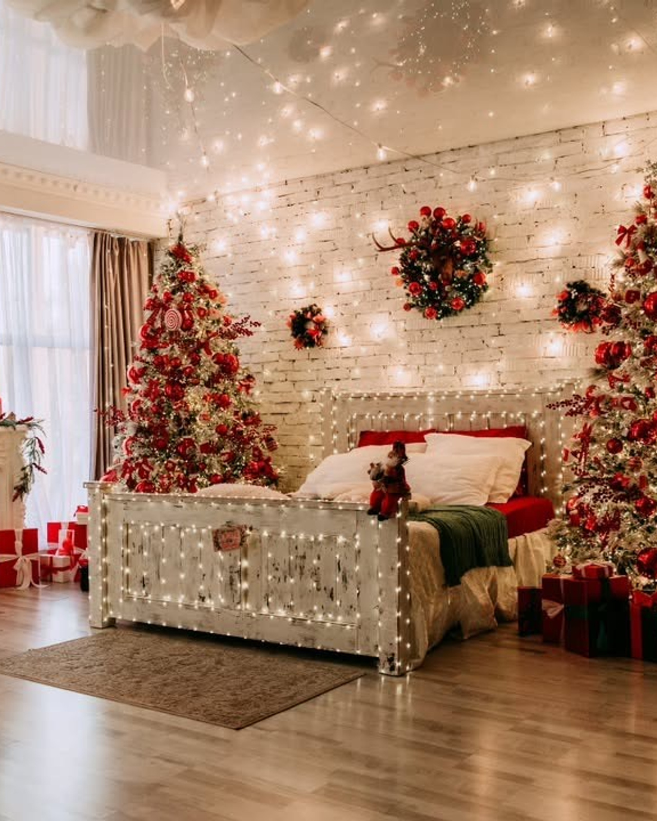 Белый зал студия PhotoZone (ЖД Вокзал)