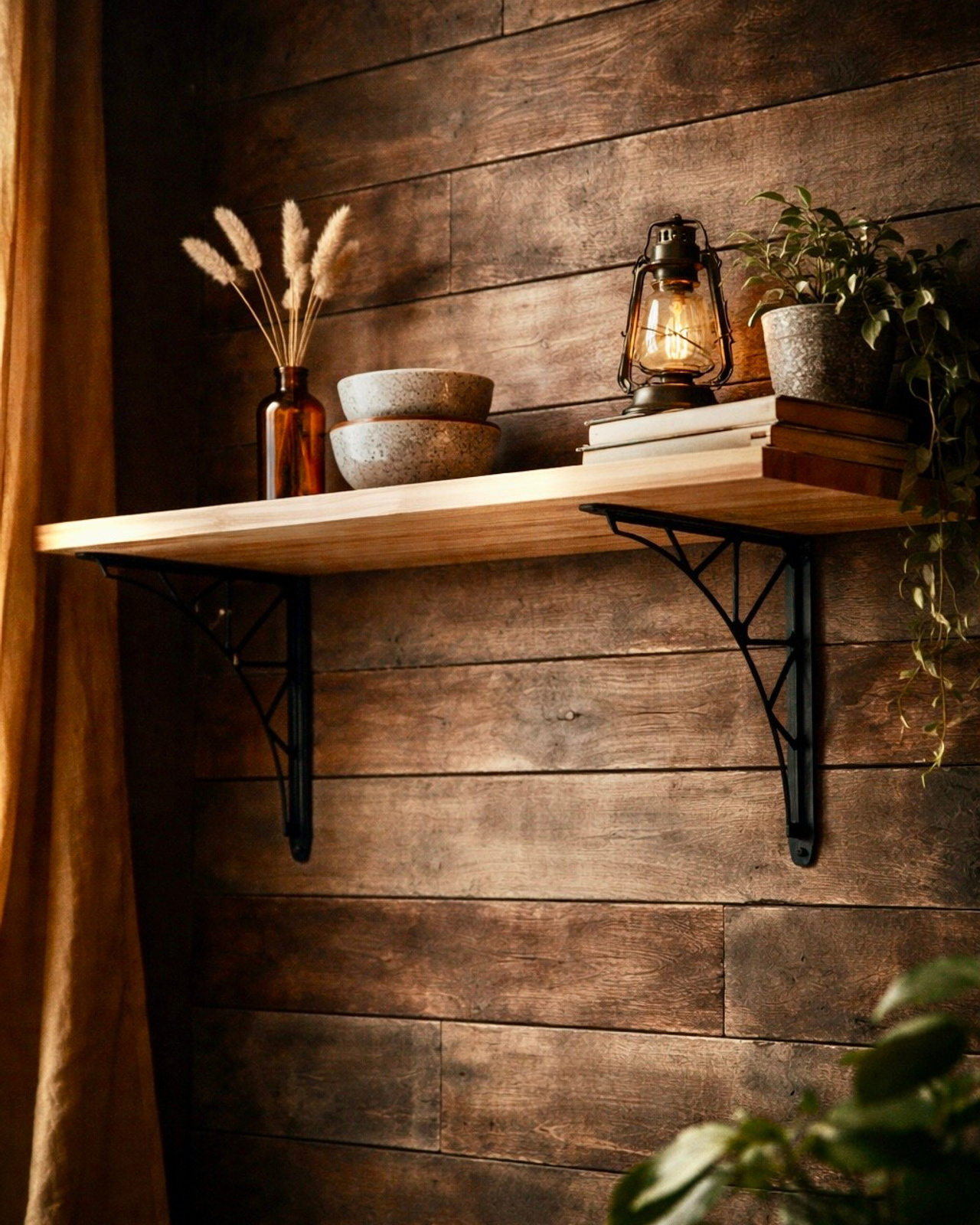 Уголки для полок в&nbsp;стиле железнодорожных мостов: сочетаем индустриальный шик с&nbsp;функциональностью