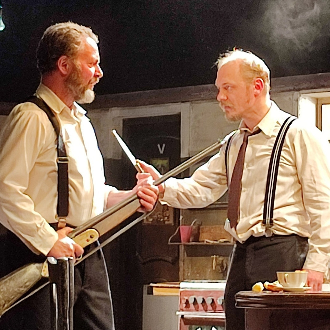 Театр «У Моста»: День рождения в стиле МакДонаха. Журнал о самом особенном. Пермь и Пермский край