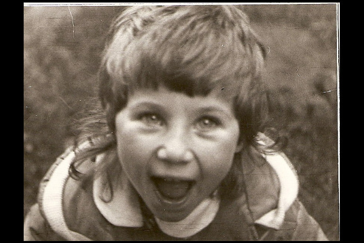 Выставка — перформанс «Мам, я дома!». Фотограф Светлана Амирханова