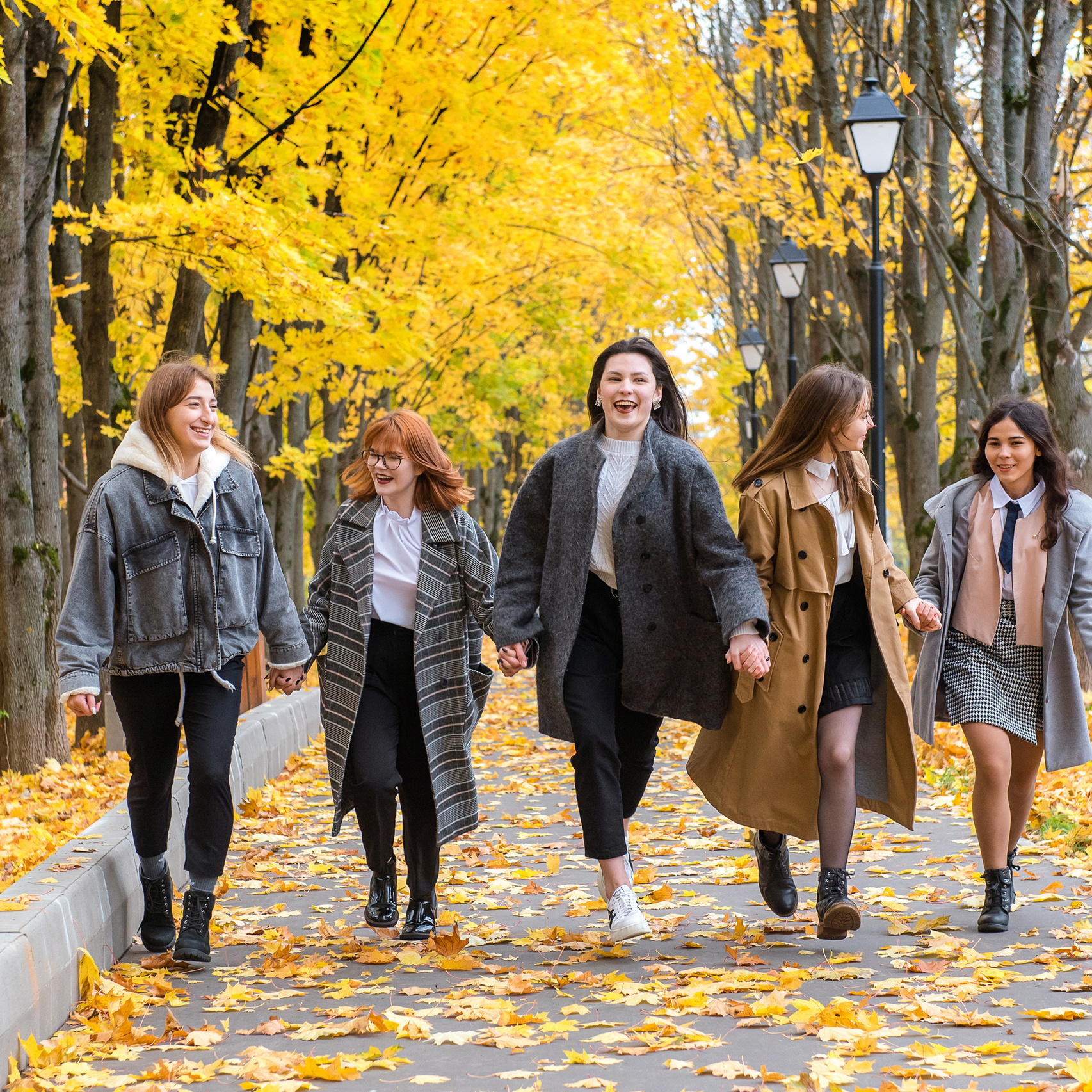 Школьный фотограф Олеся Босак. Работаю в Серпухове, Москве, Московской области.