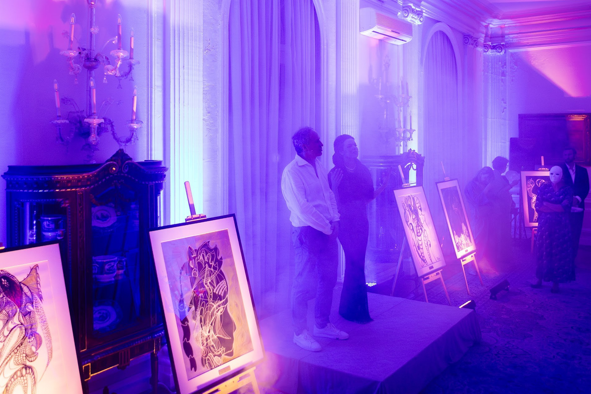 LA DIVINA: THE ETERNAL CALLAS. PAVEL KIR