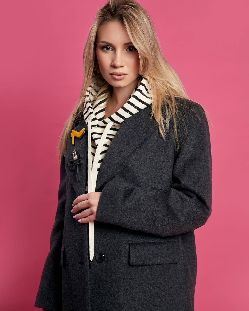 Модели Новосибирска для рекламных съемок на маркетплейсы. Съемка фото и видео для маркетплейсов Вайлдберриз, Озон в Новосибирске