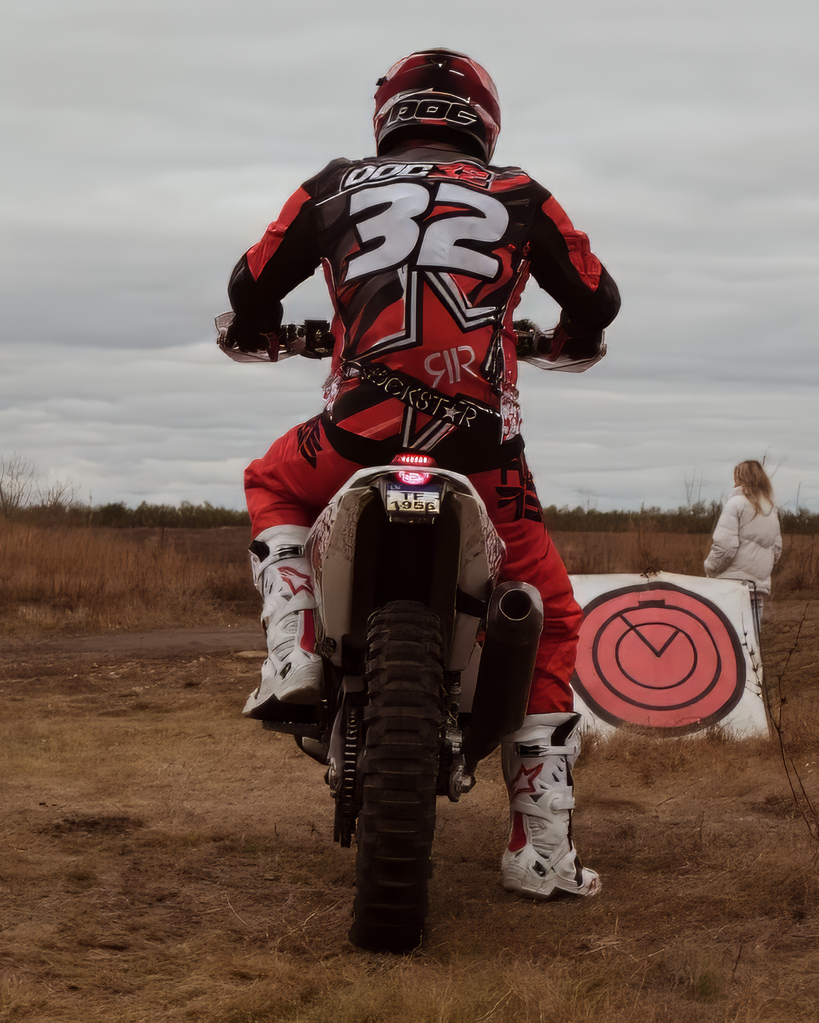 динамичный short-form контент из мотоспорта для digital платформ