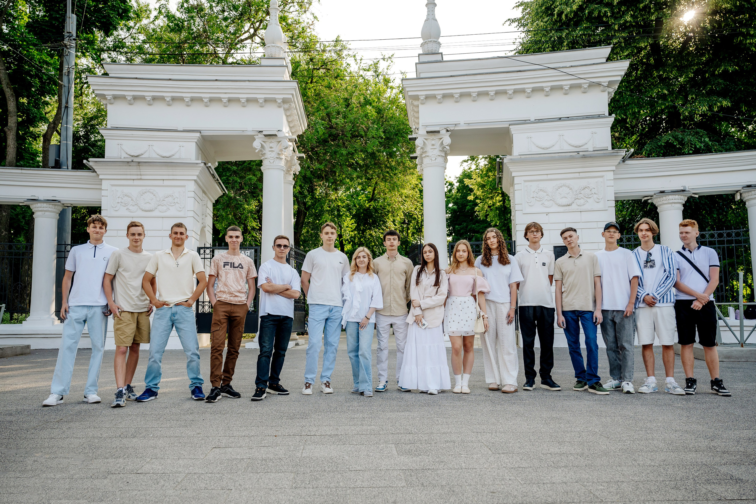 Школьные фотосессии и фотокниги (общее фото, виньетки, портреты)