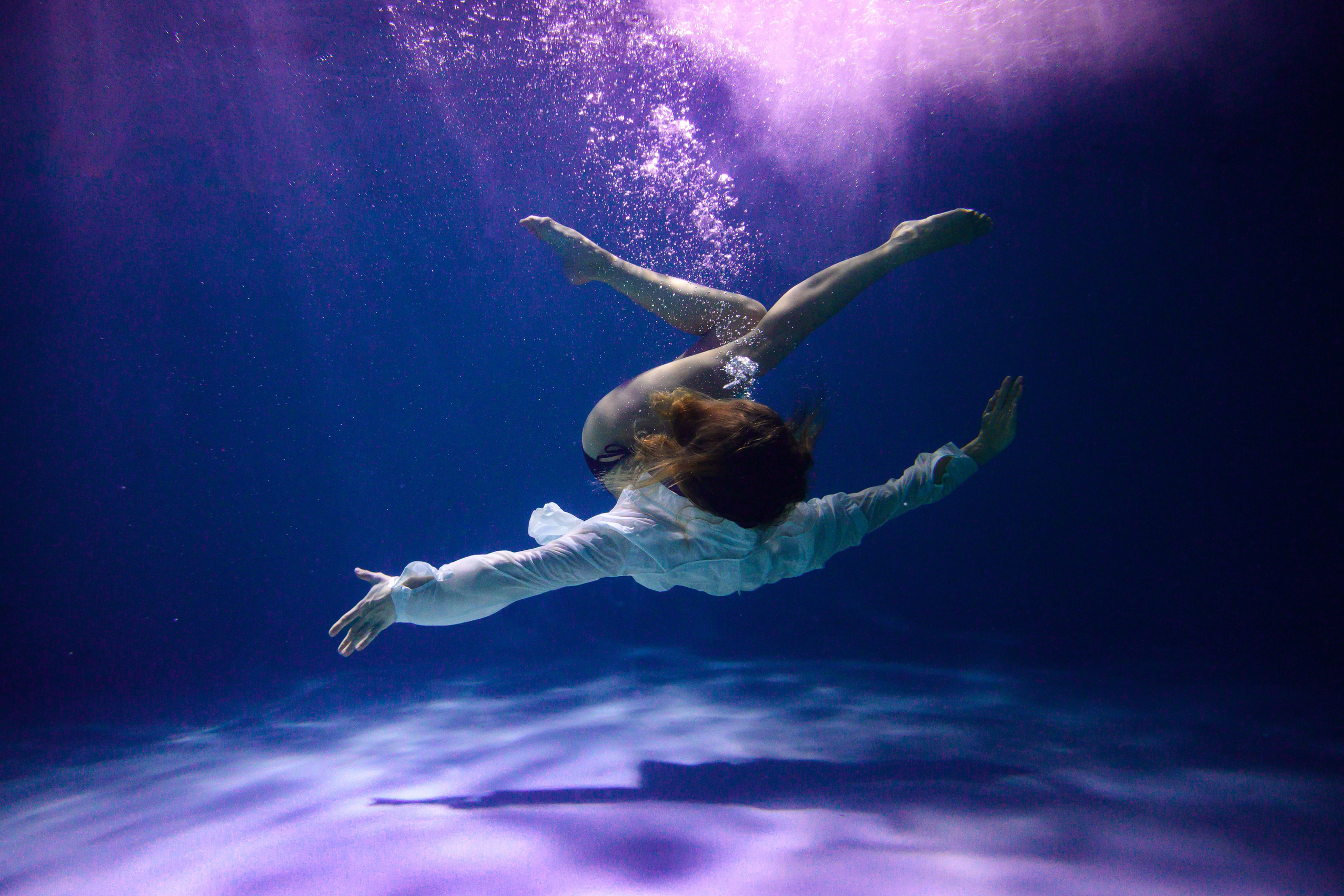 Контакты. Спортивный фотограф в Москве Фадеева Ирина. Соревнования, турниры, чемпионаты по танцам. отчетные концерты, съемка под водой