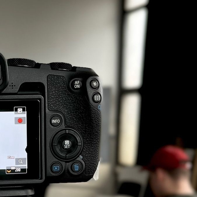 Сколько стоит фотосессия в 2026 и от чего зависит цена. Свадебный и семейный фотограф в Москве Юлия Самойлова. Фото Радости