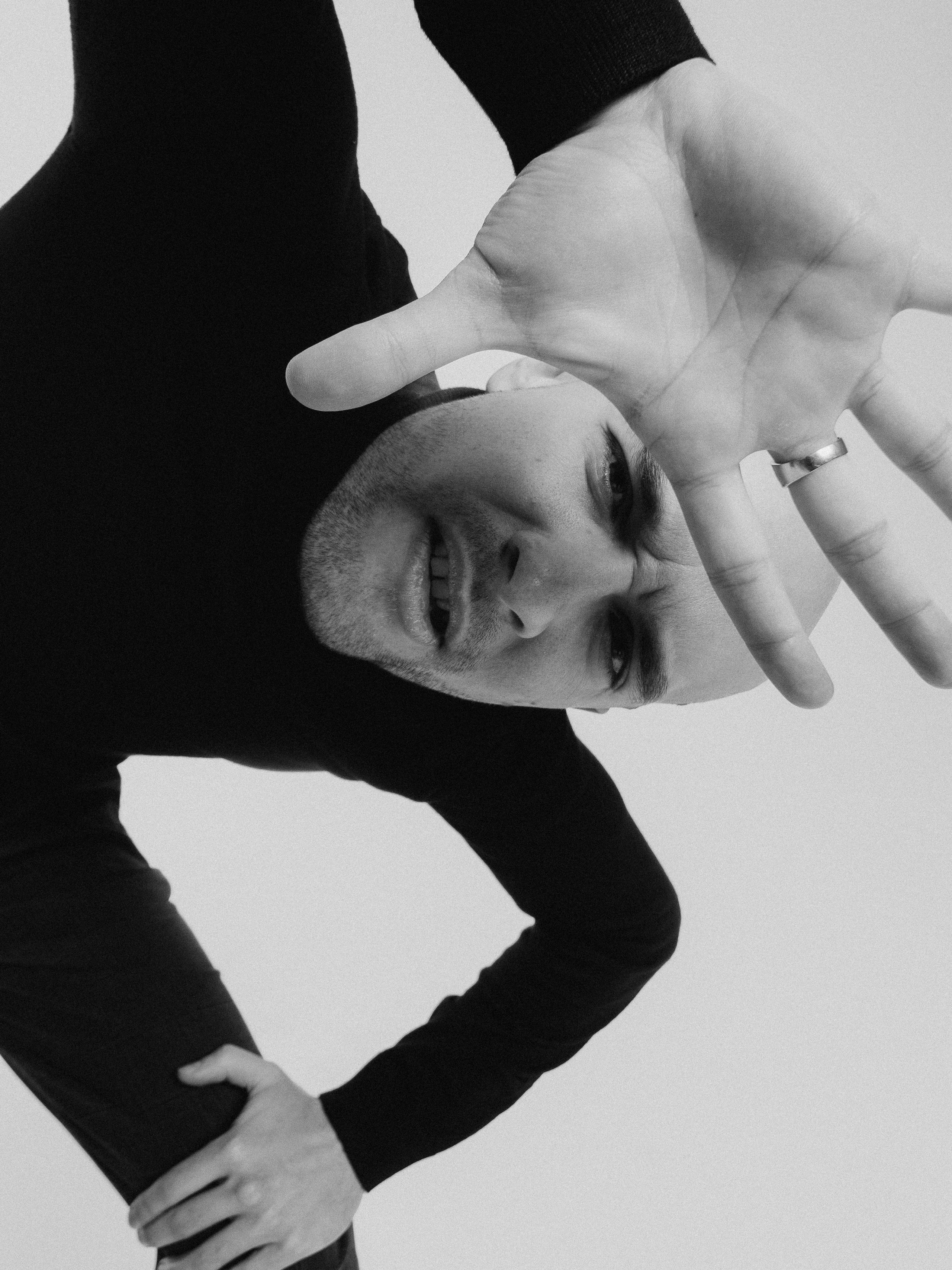 Мужская фотосессия в студии в Москве — студийная съёмка для мужчин