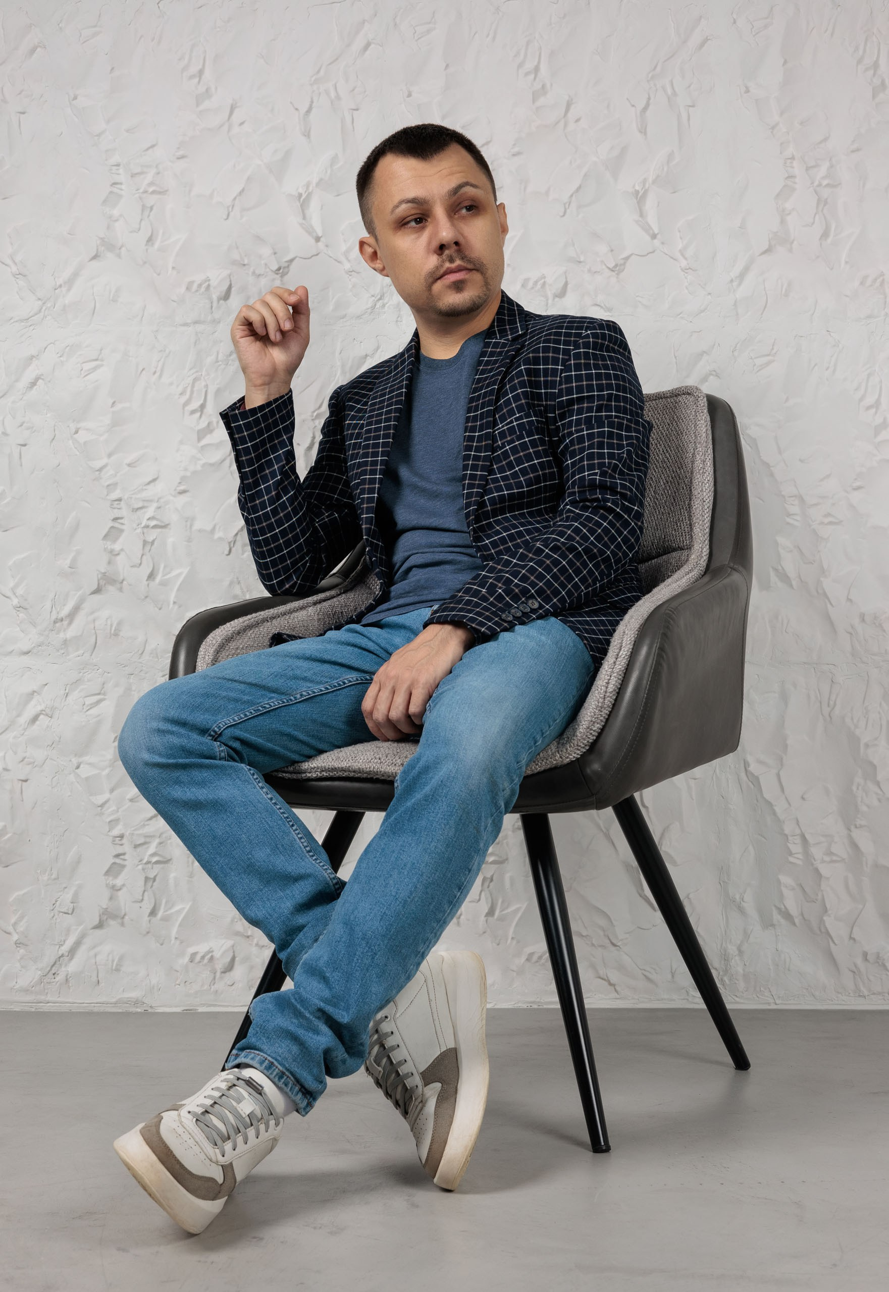 Контакты и соцсети