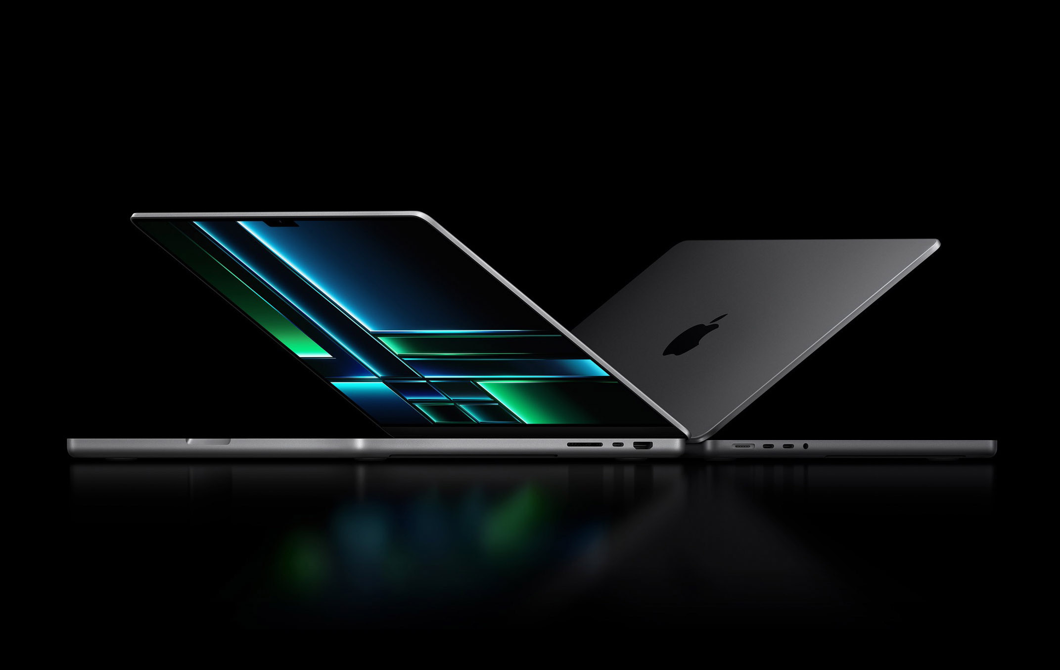 Apple анонсировало обновленные модели MacBook Pro и Mac Mini. Фотограф — видеограф в Москве Дмитрий Менделеев