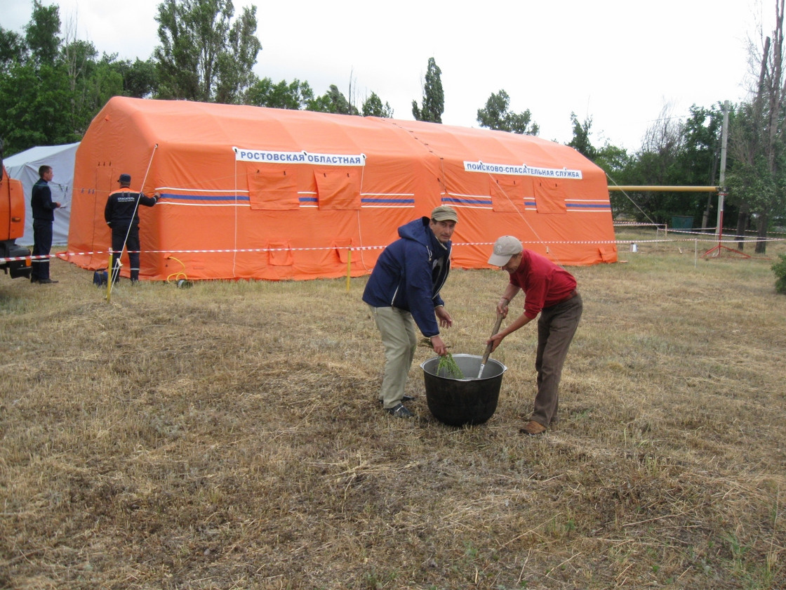 Лагерь временного пребывания для беженцев, КПП «Донецк». Пища для Жизни