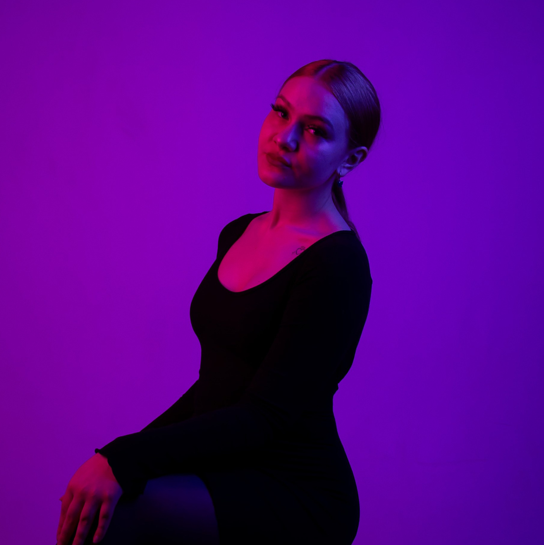 Классическая фотосессия. Фотостудия автопортрета DOUBLE-YOU в Сургуте