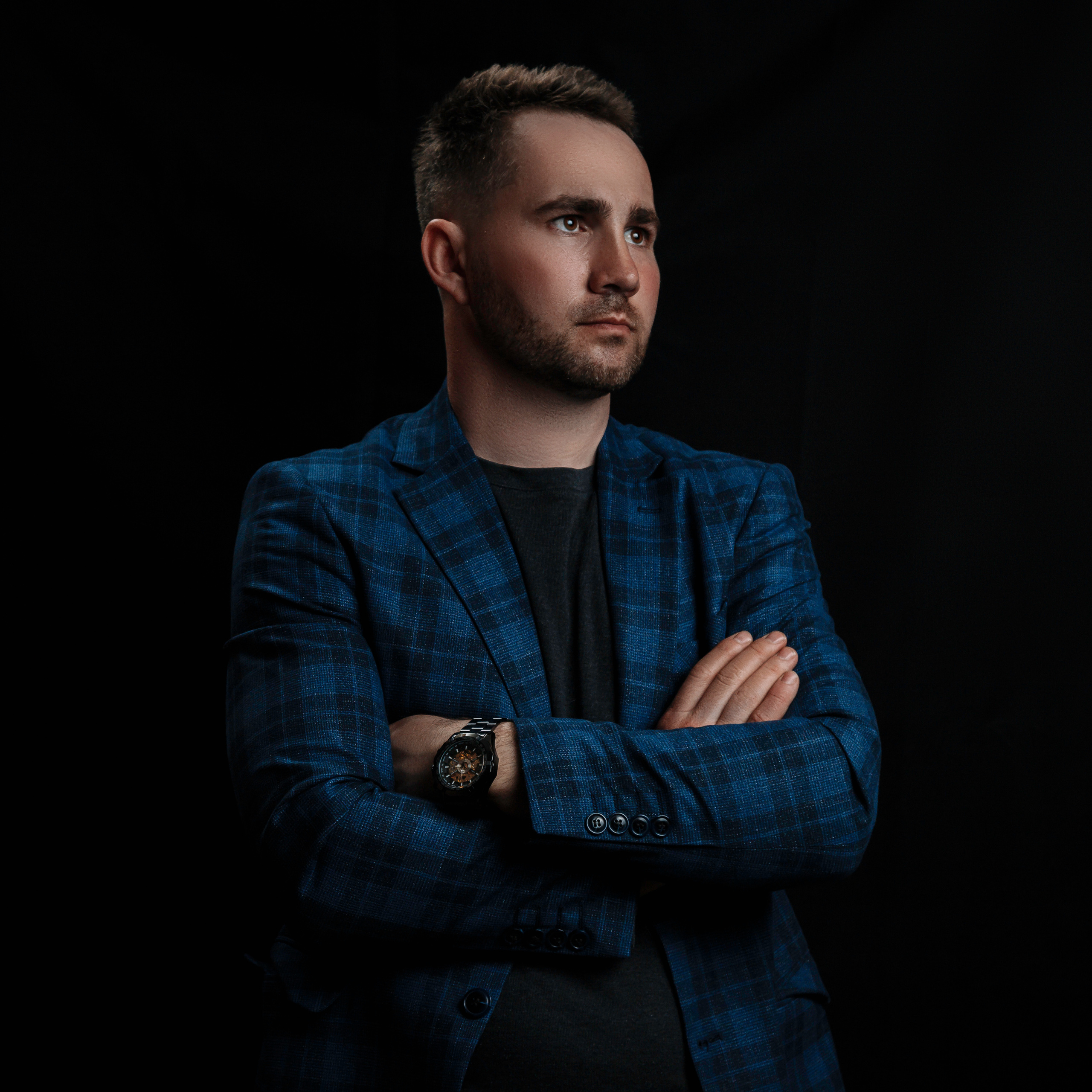 Контакты Фотографа. Свадебный фотограф Григорий Белый Астана