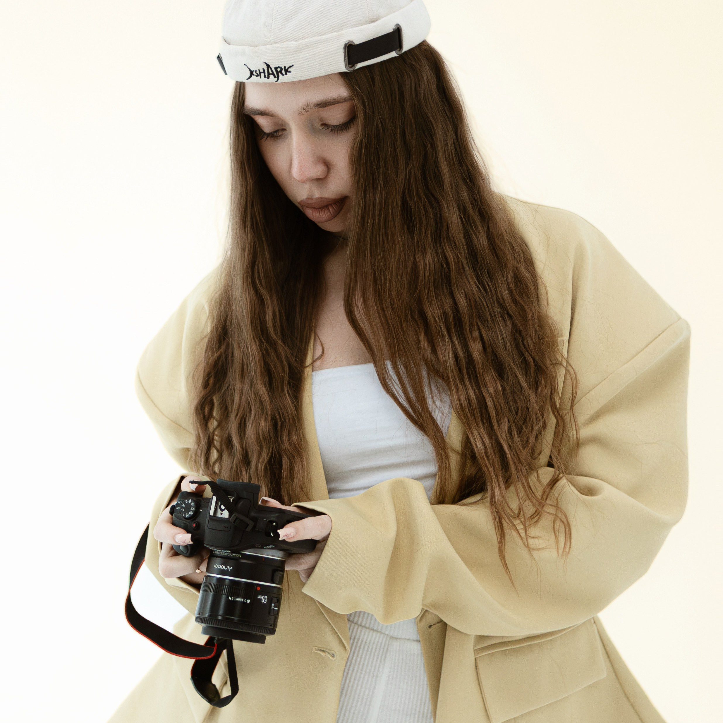 Контакты. Фотограф Anna Ahanova | Ростов-на-Дону