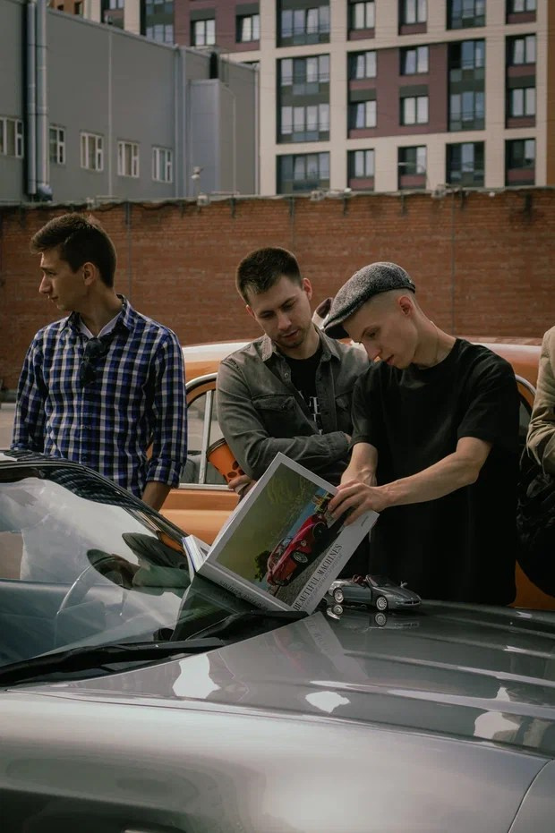 Cars and Coffee 22/04/23. Автомобильный фотограф Антон Цырулев