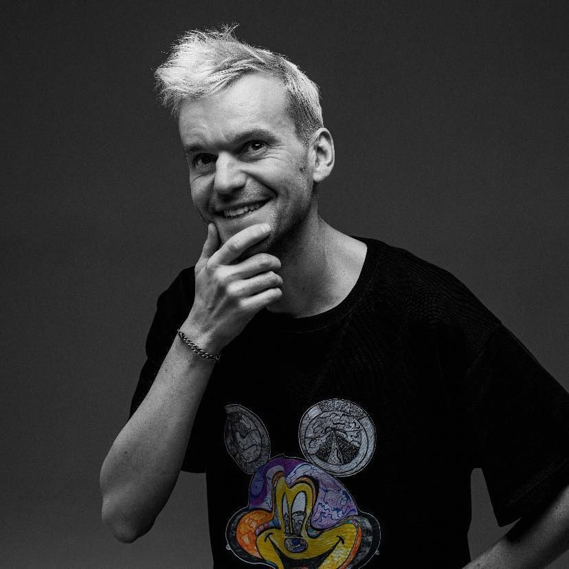 Заявка. Профессиональный фотограф-художник в Москве