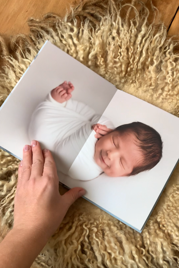 Фотокниги для новорождённых — оформление воспоминаний. Фотограф новорождённых в Краснодаре Евгения Кузминова