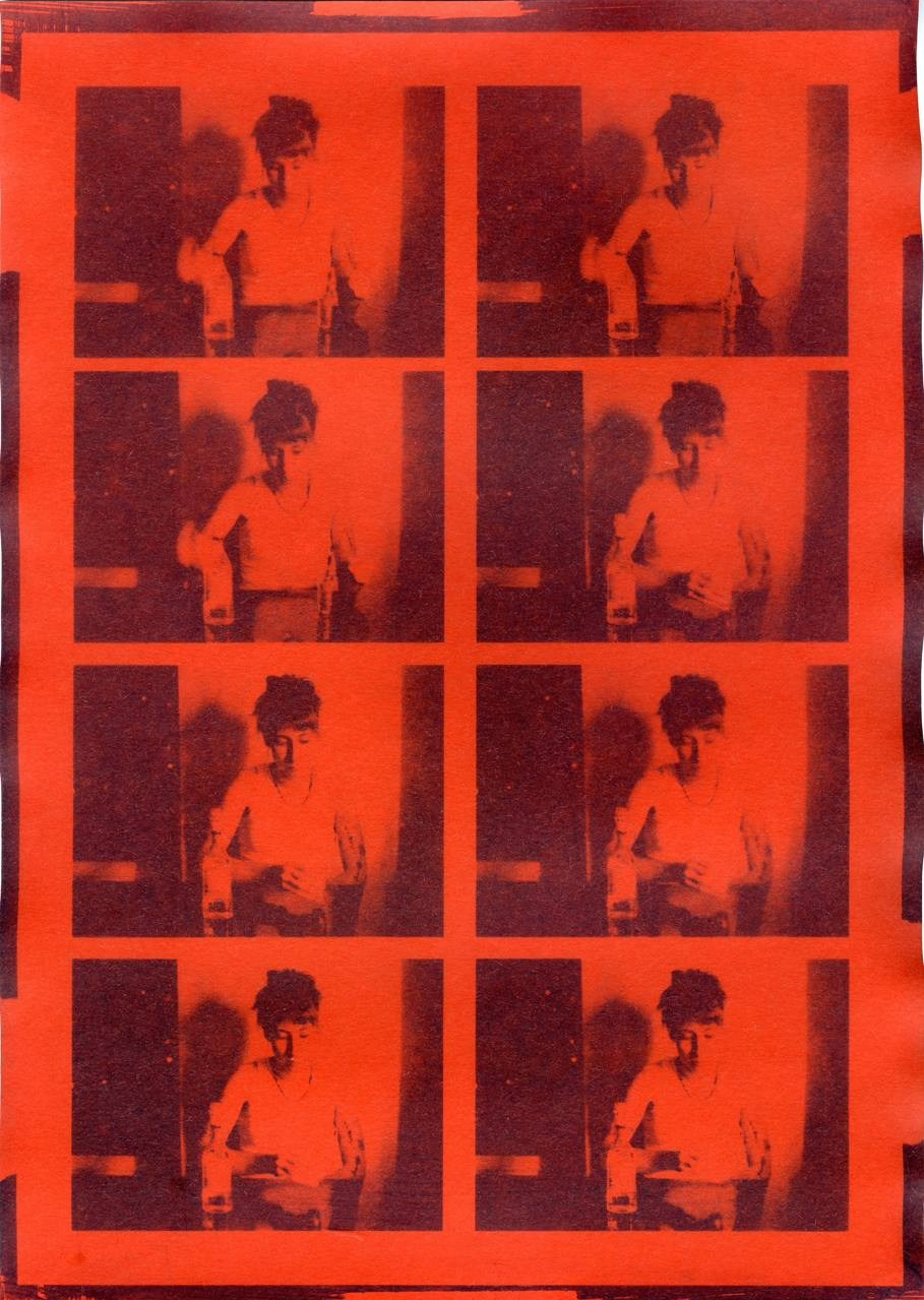 Белочка [видео/книга/объект]. Аня белка — художница и фотограф