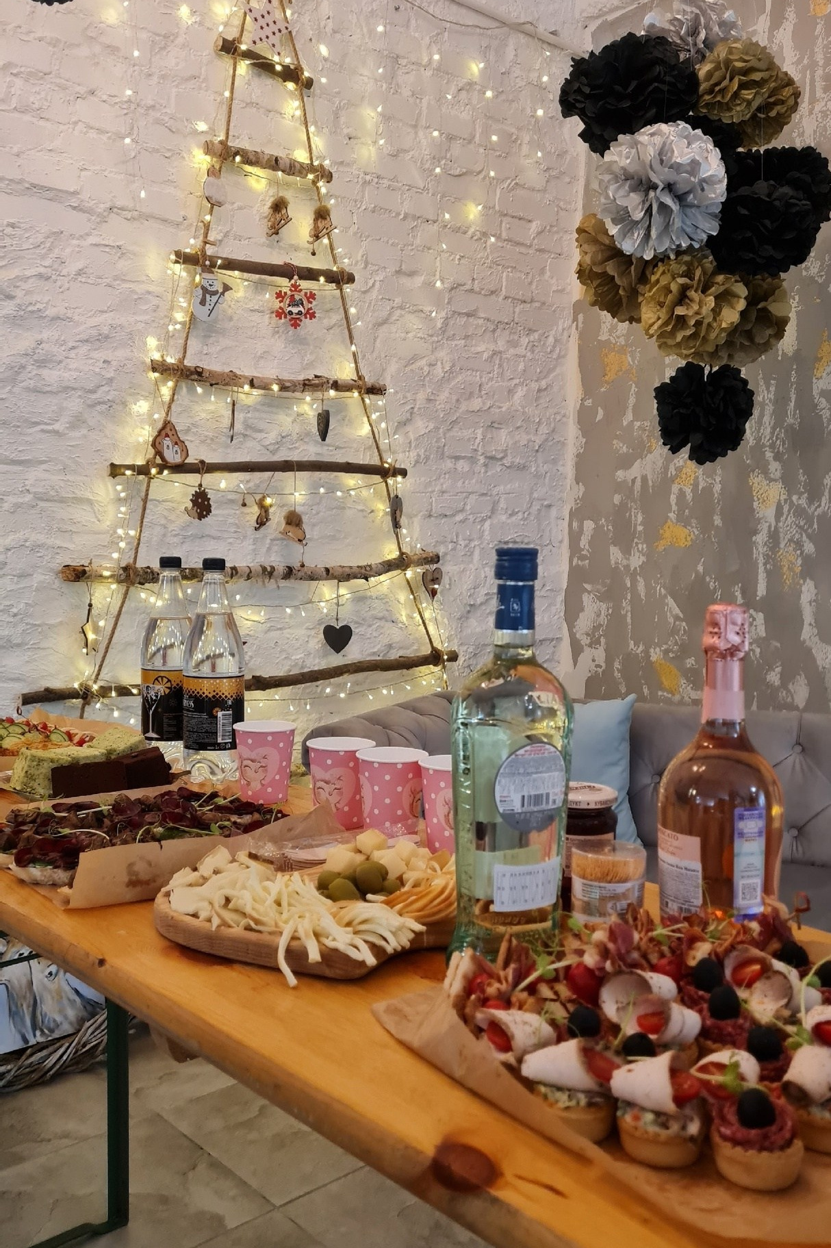 Корпоративы, рабочие встречи в Артлаб. Артлаб Школа Воронеж.Творческие Мастер классы.Корпоративы.Дни рождения.Арт свидания.Выездные мастер классы.Эпоксидная смола