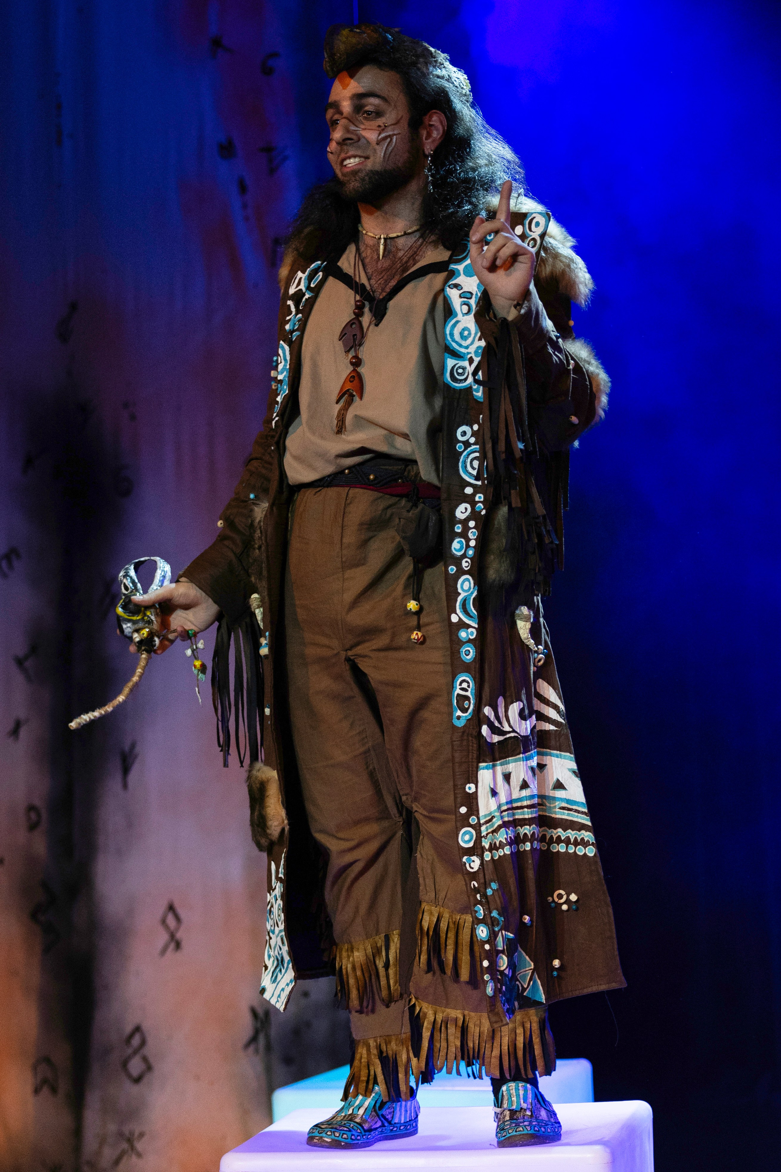 Мерч «Книга стихий». Фотограф Виктор Степанов