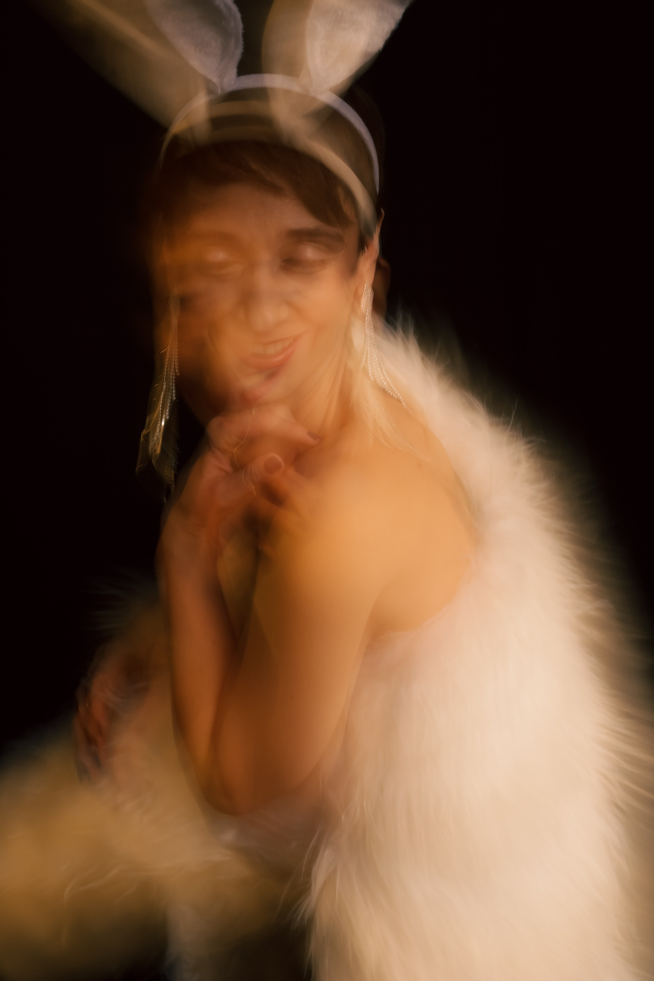 Писатель Наташа Корсак. Фотосъемка и интервью. Фотограф в Тюмени Даша Михнова. Портреты, фотопроекты, фотодни