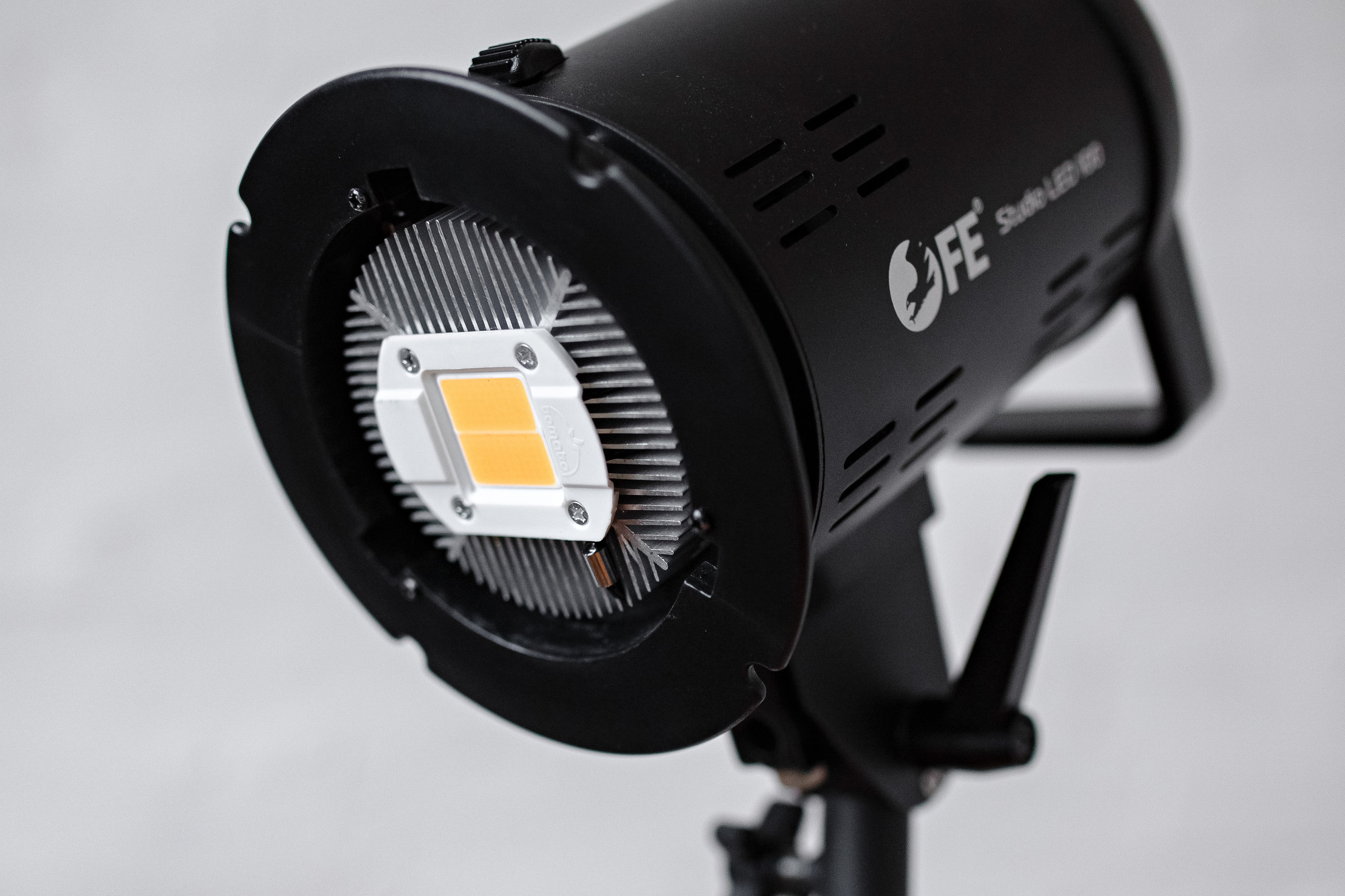 Оборудование. LUMIROOM — интерьерная фотостудия в Ростове-на-Дону