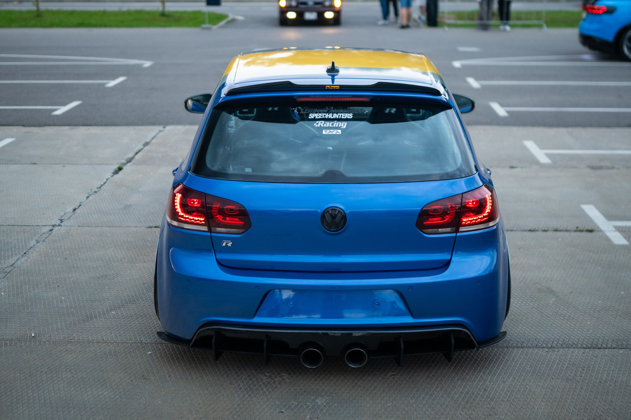 Услуги. Mirllaev