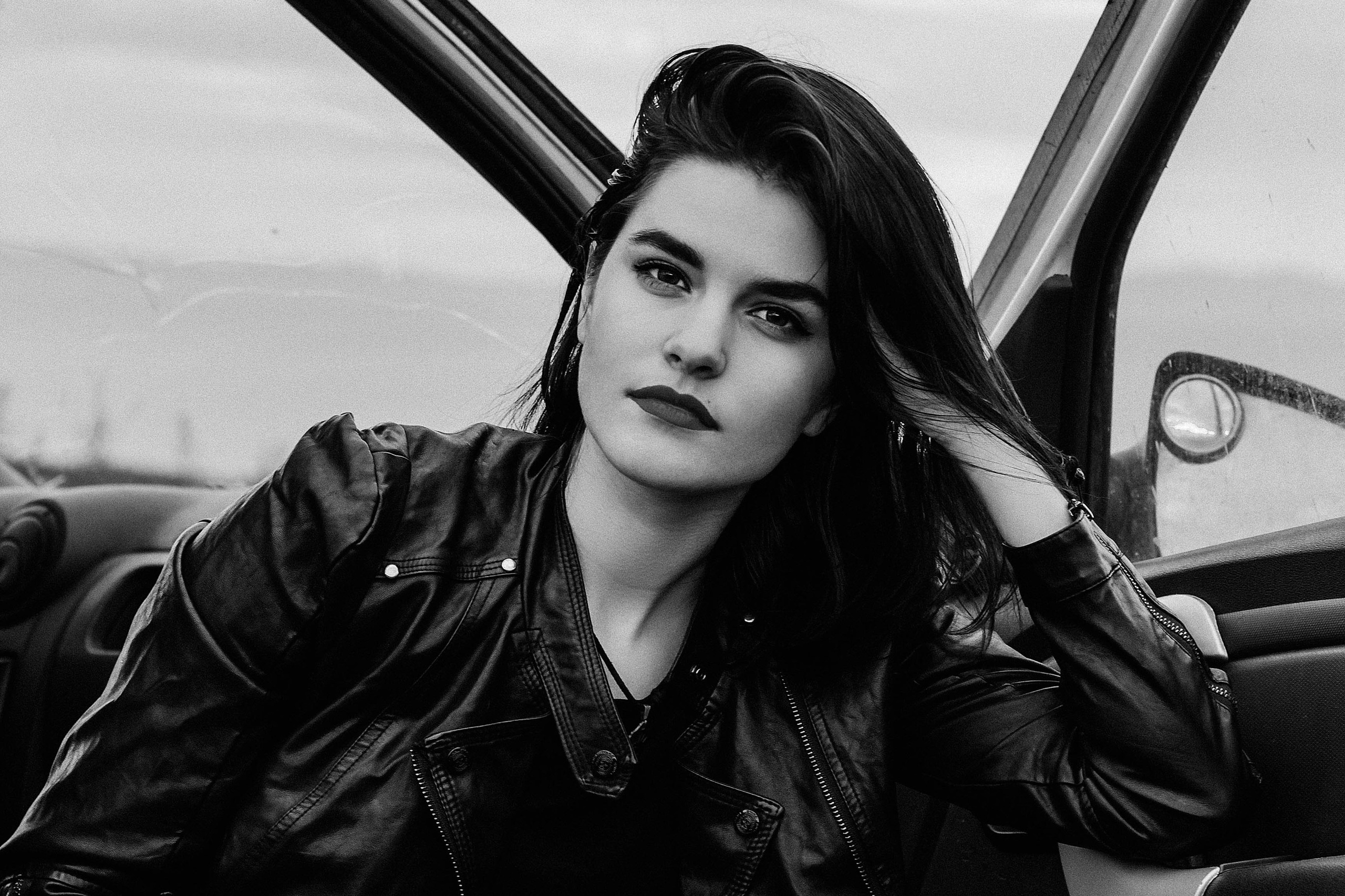 Контакты. Фотограф Вероника Смит I Владивосток