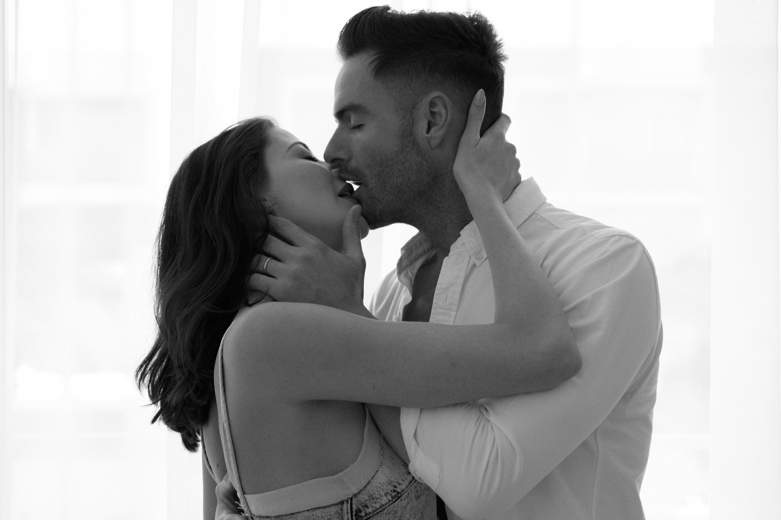 Pregnancy Photoshoot Ideas: Top Locations in Dubai