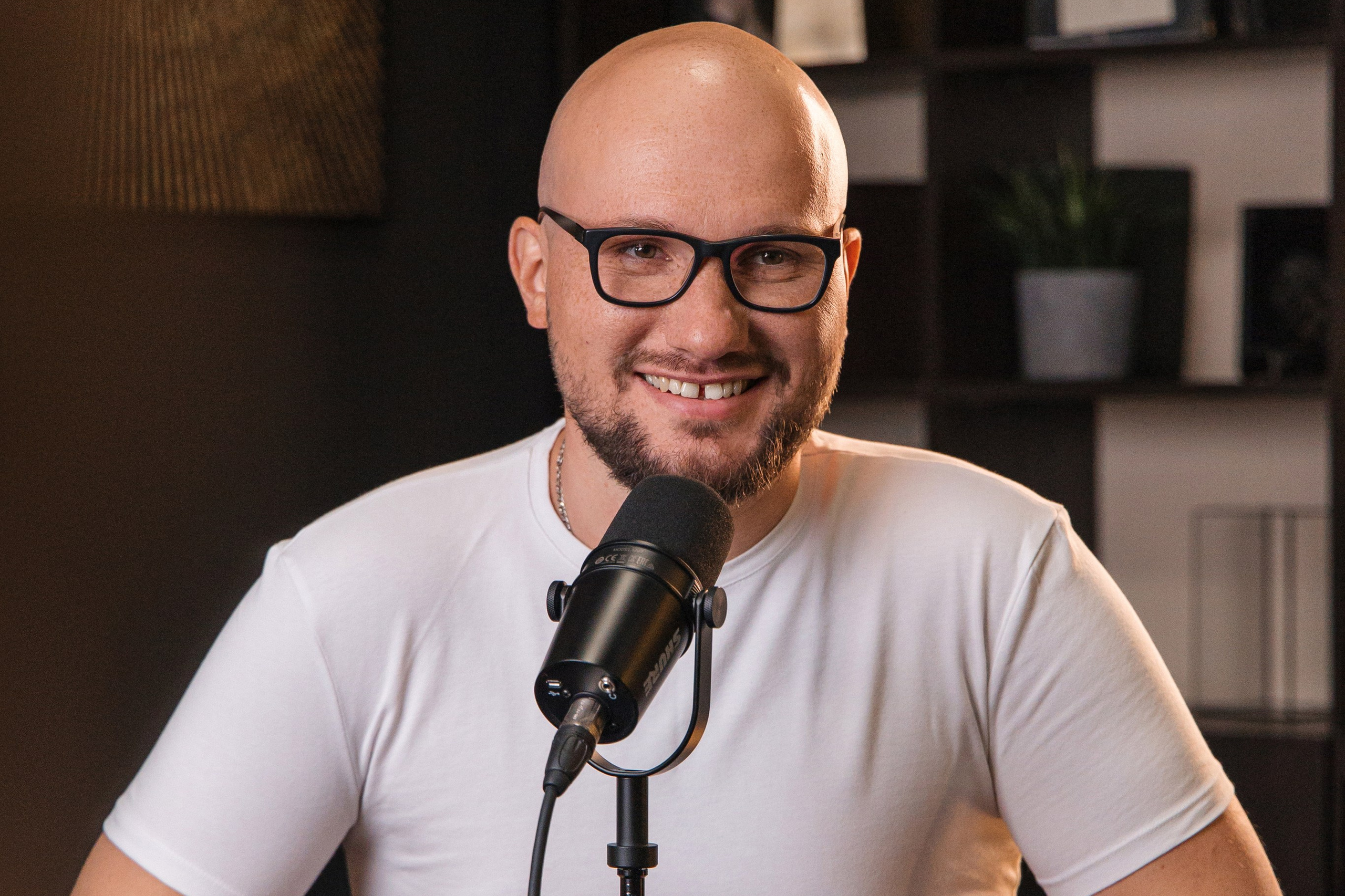 Авторский монтаж видео. Фото-ВидеоПродакшен для экспертов и брендов в Москве, Батуми, Дубае