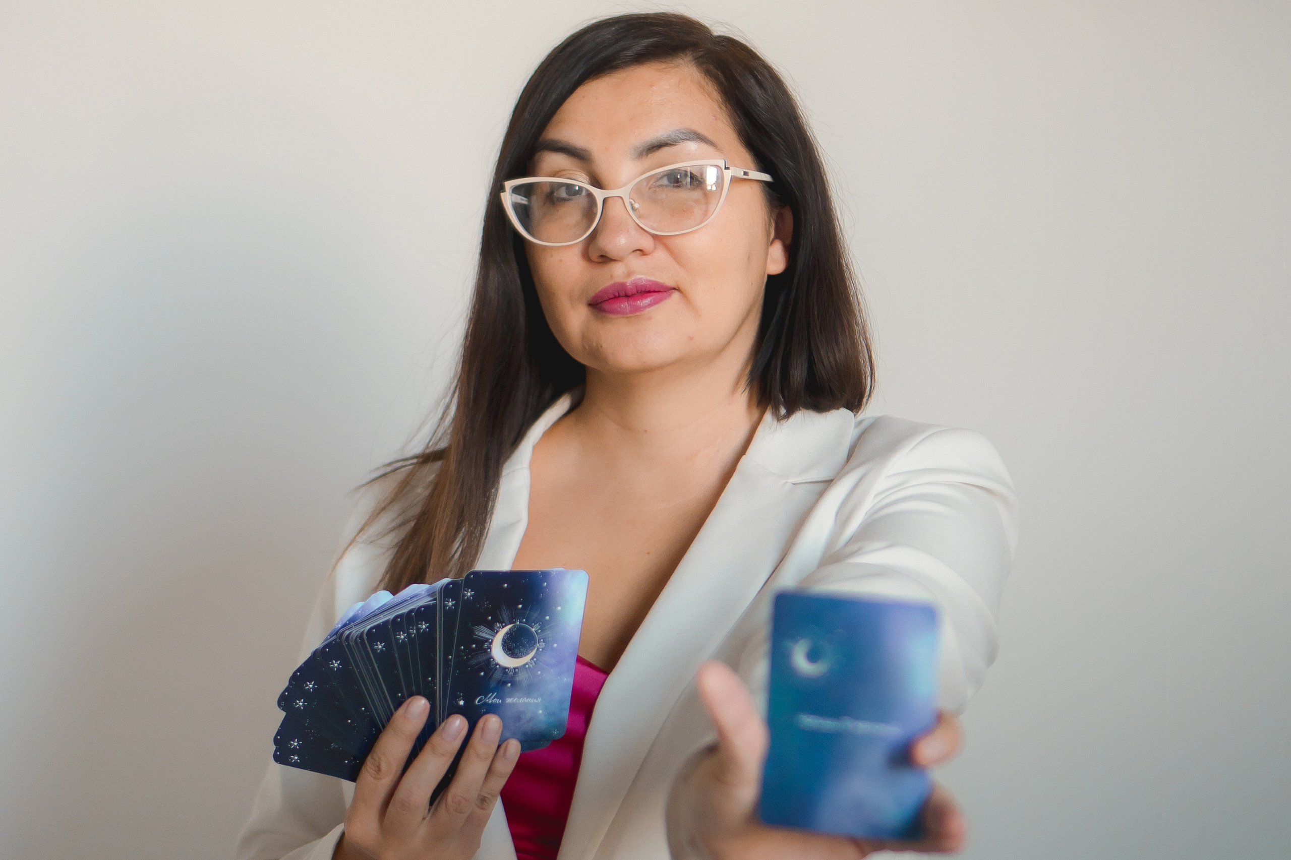 ТРАНСФОРМАЦИОННАЯ ИГРА «Я И МОЯ ТЕНЬ». Марина Марсо. Автор т-игр, коуч, профессиональный фотограф