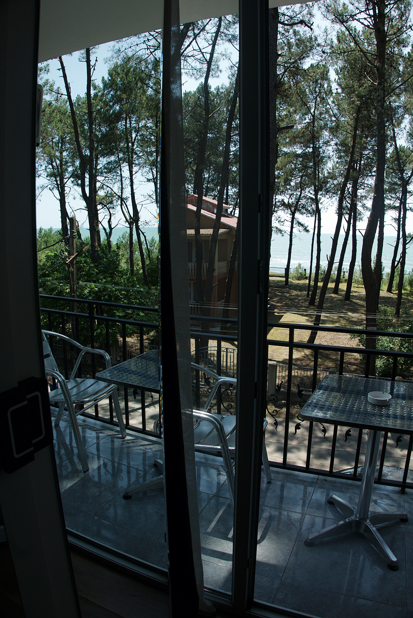 По направлению к маяку