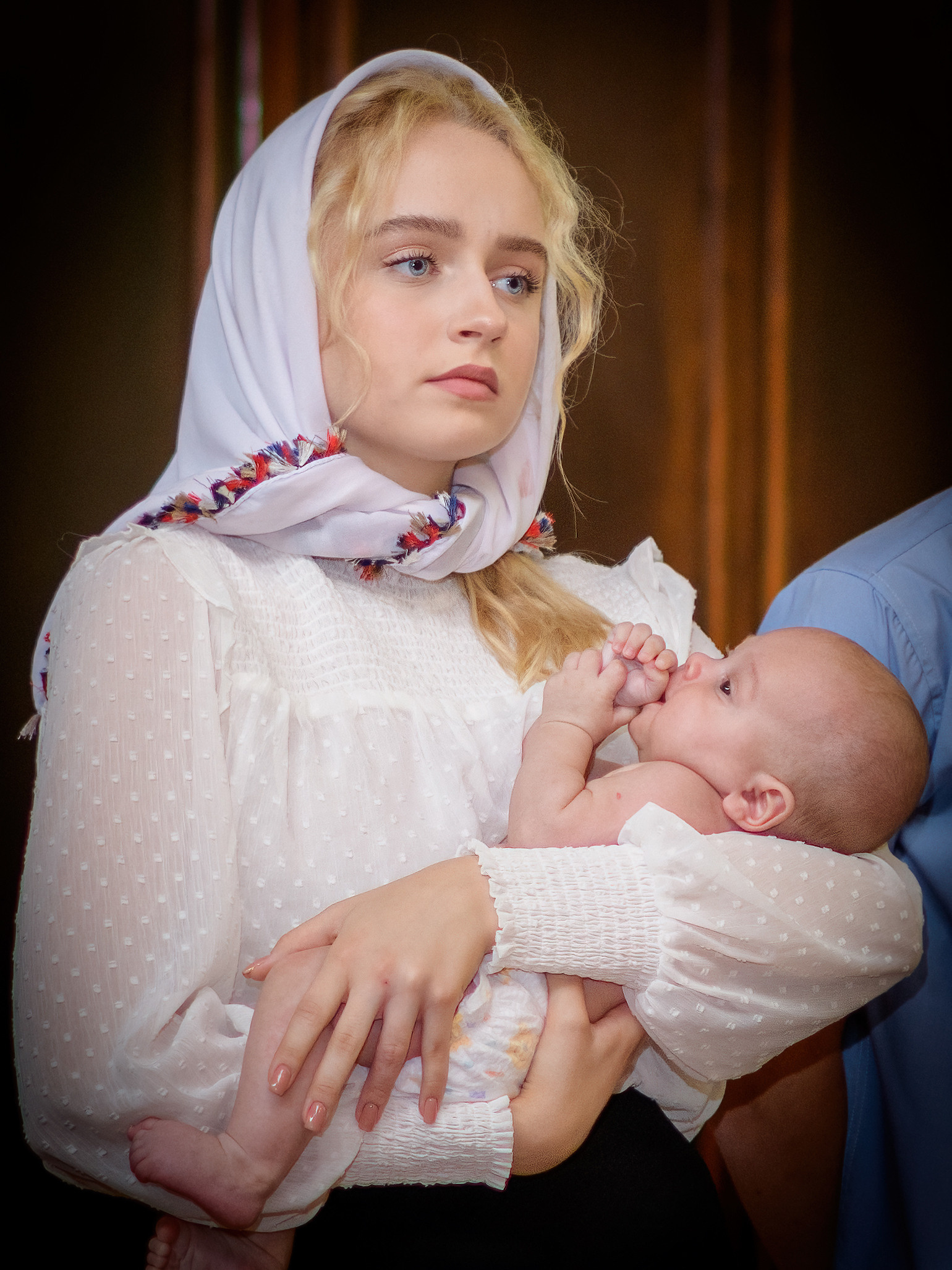 крестины ребенка  в церкви