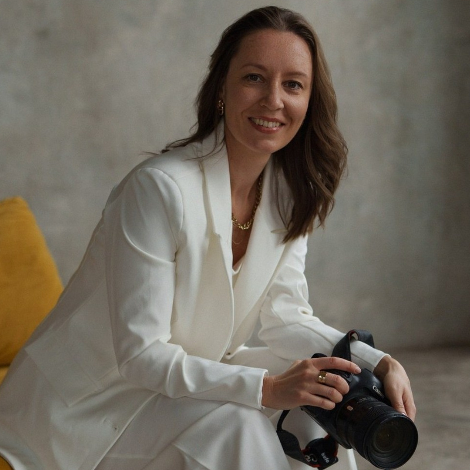 Контакты. Фотограф в Москве Яна Полосина