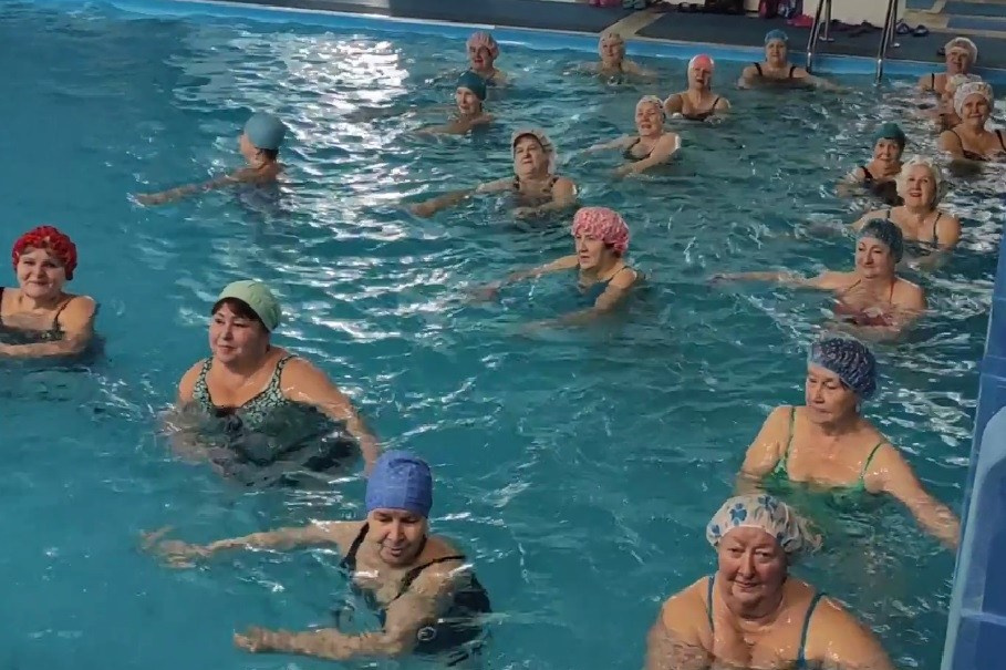 Услуги аквапарка. Аквапарк "пляж" отдых на воде, бассейны, сауна, здоровье