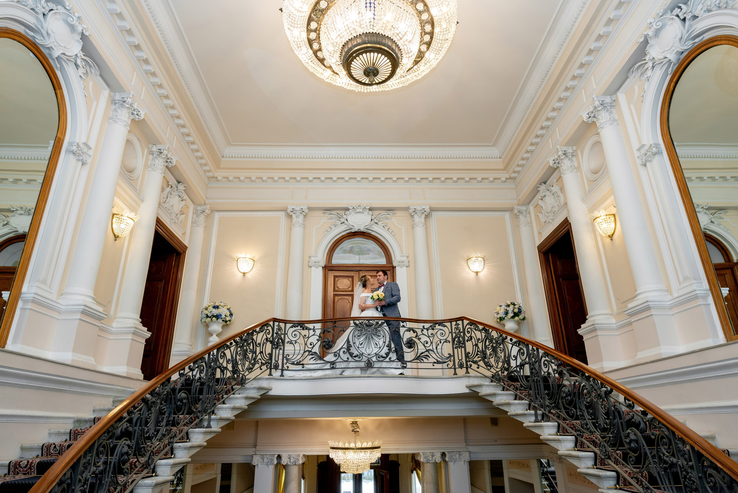 Свадебная фотосессия во Втором Дворце Бракосочетания № 2 на Фурштатской улице. Портретный, семейный и свадебный фотограф в Санкт-Петербурге и в Пушкине Ширяев Денис