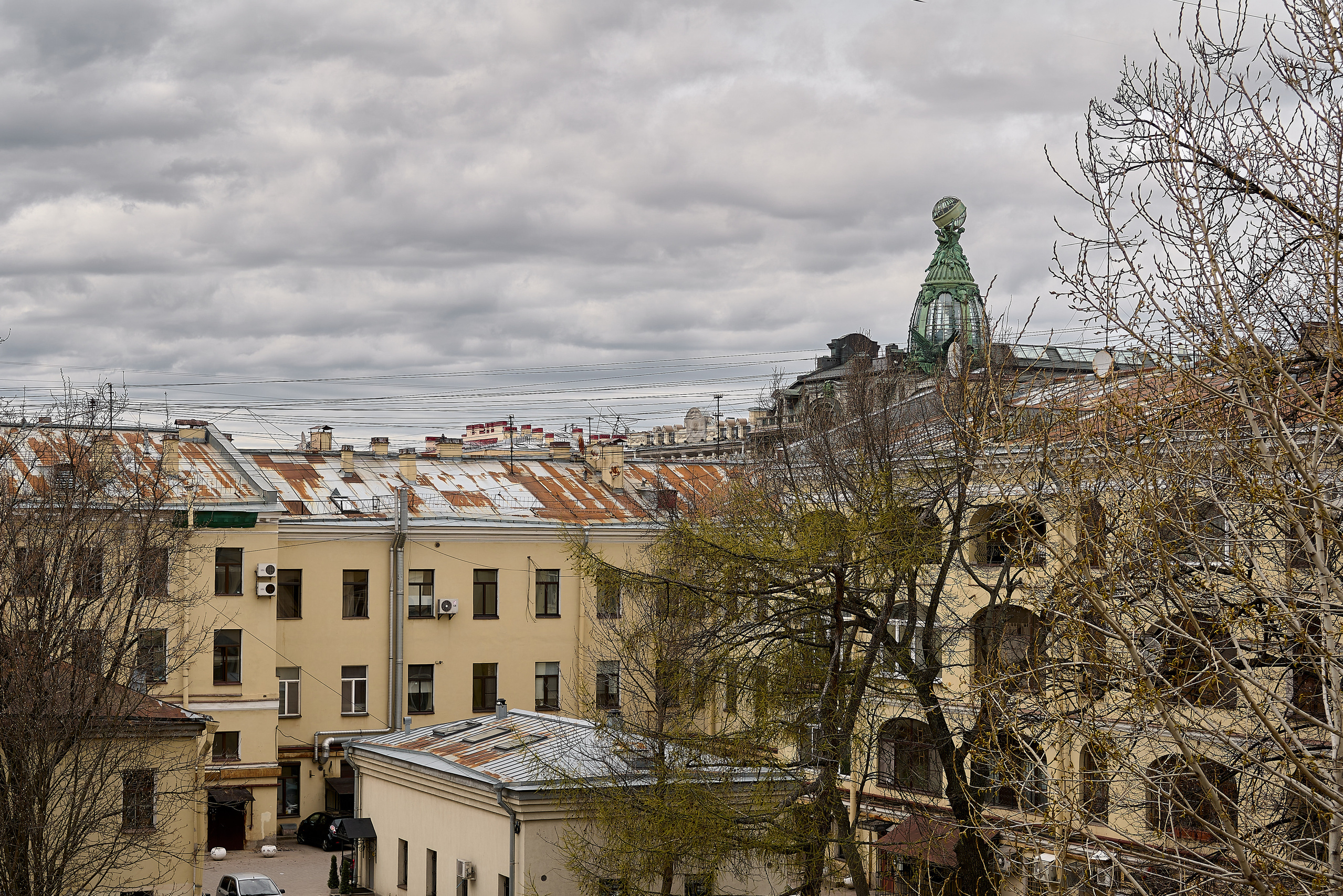 Дом Зингера на Невском проспекте в Санкт-Петербурге