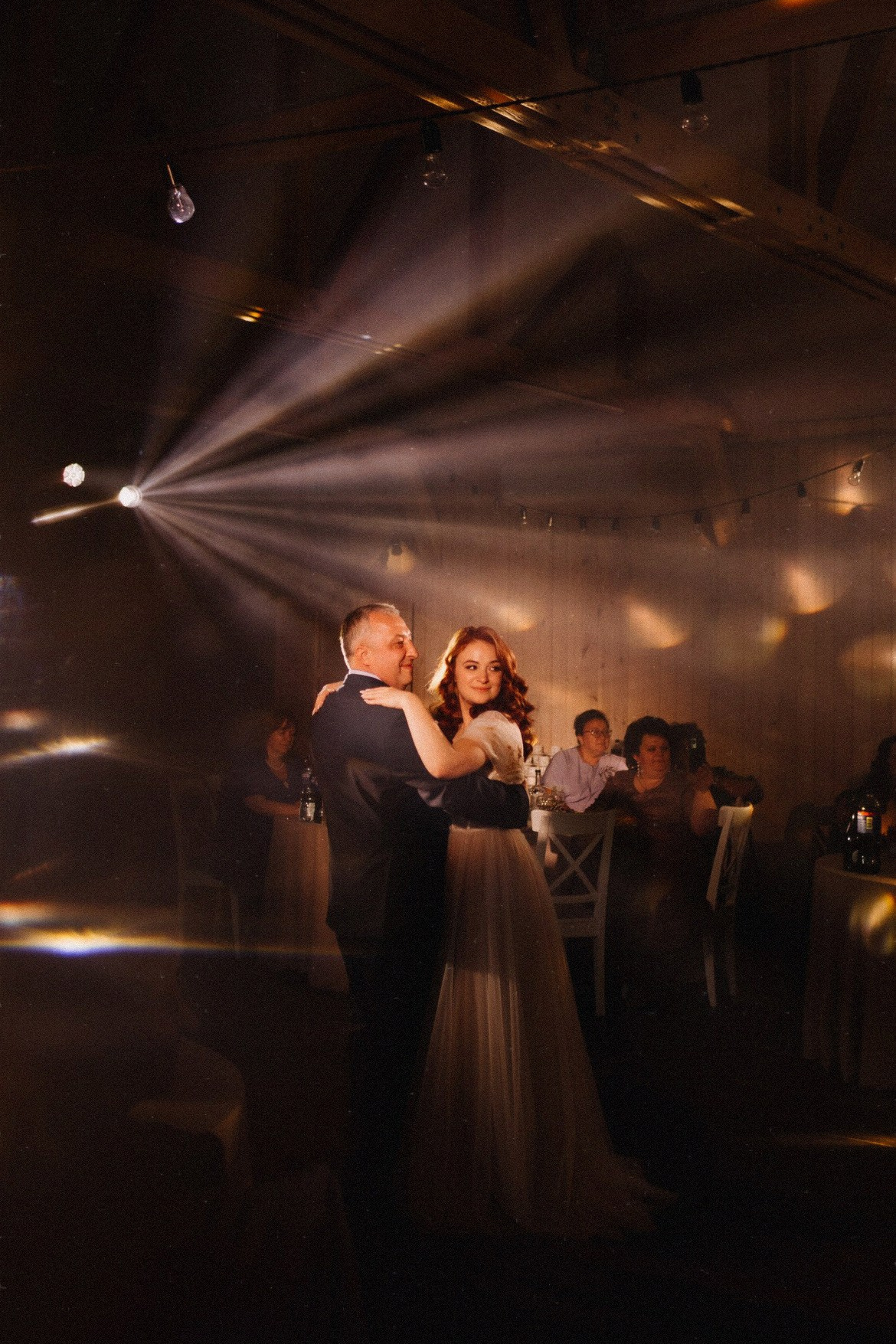 Свадебный фотограф моментальная фотография на свадьбу снимки свадьба праздник торжество любовь. Фотограф про чувства, моменты, любовь. свадебный и портретный фотограф