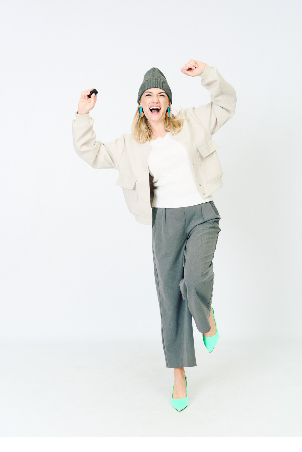 Селфи-студия «STORIES» профессиональная фотосессия без фотографа в Одинцово